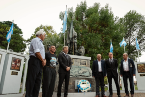 En General Galarza, Frigerio encabezó el acto por el Día del Veterano y de los Caídos en la Guerra de Malvinas