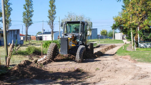 Seguí ejecuta nuevas cuadras de pavimento con fondos municipales