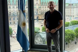 En su visita al Puerto de Hamburgo Frigerio impulsó la agenda exportadora y logística de Entre Ríos