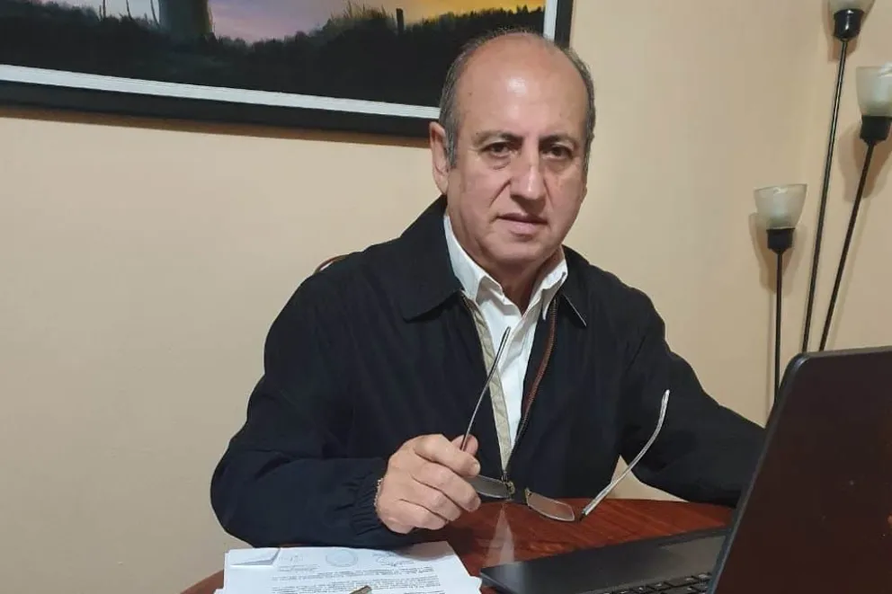 Daniel Rossi lanzó su candidatura a gobernador y opinó que eso “indudablemente” afectará al PJ frente a Frigerio