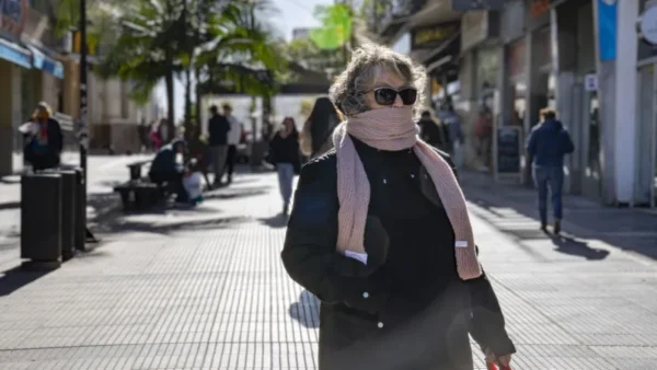 Salud insta a reforzar las medidas de prevención ante las bajas temperaturas y los riesgos invernales