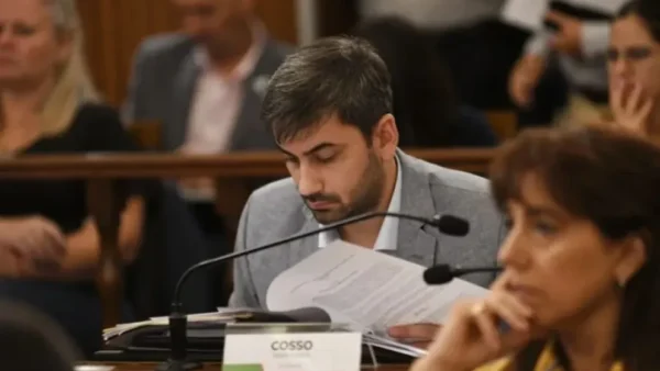 «Shockeado e inesperado»: La decepción de Juan Pablo Cosso tras el voto de Miranda que fracturó la estrategia opositora