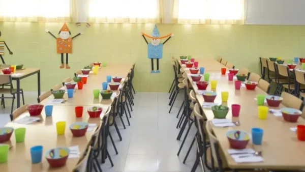 Un informe oficial reveló fuertes diferencias en los desayunos que reciben los alumnos de los comedores escolares