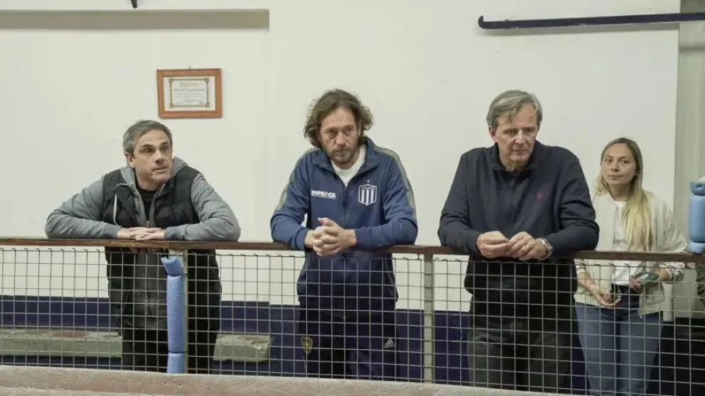 Michel y Bahl en Gualeguay: apoyo a clubes y a la industria local