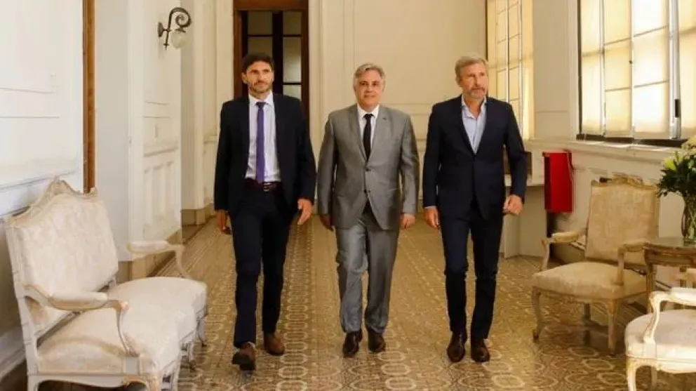Santilli recibirá este jueves a Frigerio, Pullaro y Llaryora en Casa Rosada