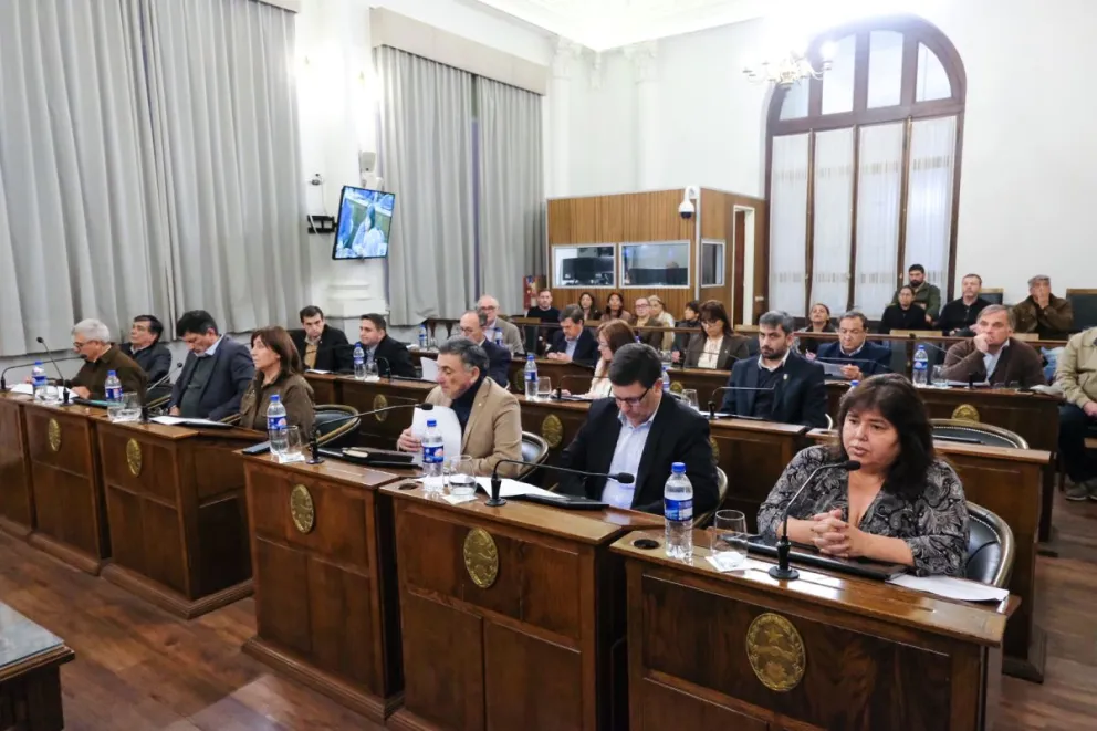 Senadores del PJ advirtieron que un proyecto del oficialismo busca blindar la reforma jubilatoria