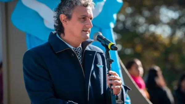 Bravo: «La reconstrucción del peronismo debe hacerse con todos, respetando la conducción partidaria y el trabajo territorial»