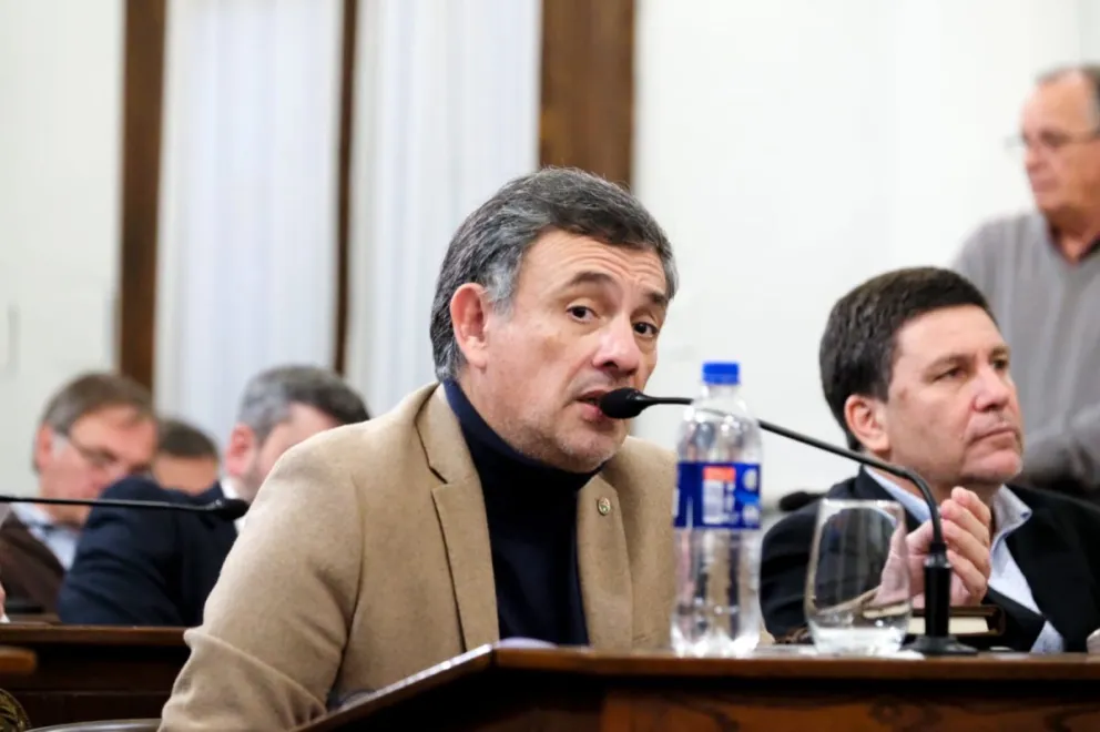 Columna de opinión de Martín Oliva: «La salud que no siempre vemos: por qué debemos empezar a hablar de salud social»