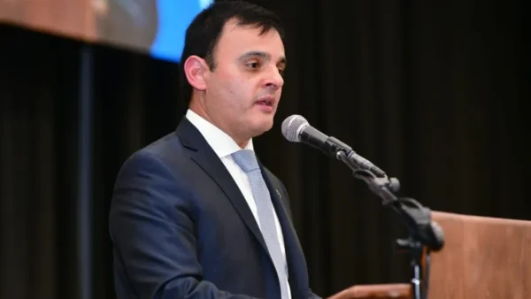 Columna de opinión sobre universidad pública: “por qué invertir en conocimiento también es invertir en productividad”