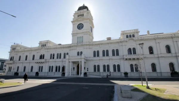 Frigerio envió a la Legislatura el cambio en el Código Procesal Laboral anunciado ante los industriales