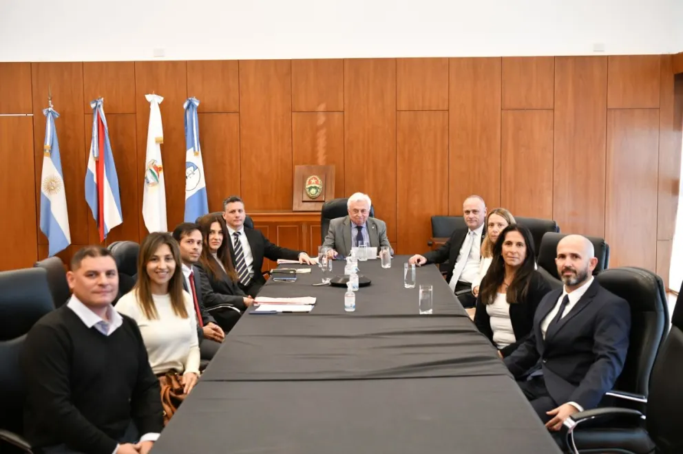 “Movimiento Like” y “Vamos La Criolla”, las agrupaciones políticas  que recibieron reconocimiento jurídico-político