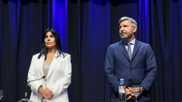 Aluani celebró la eliminación de la jubilación de privilegio de gobernador y vicegobernador