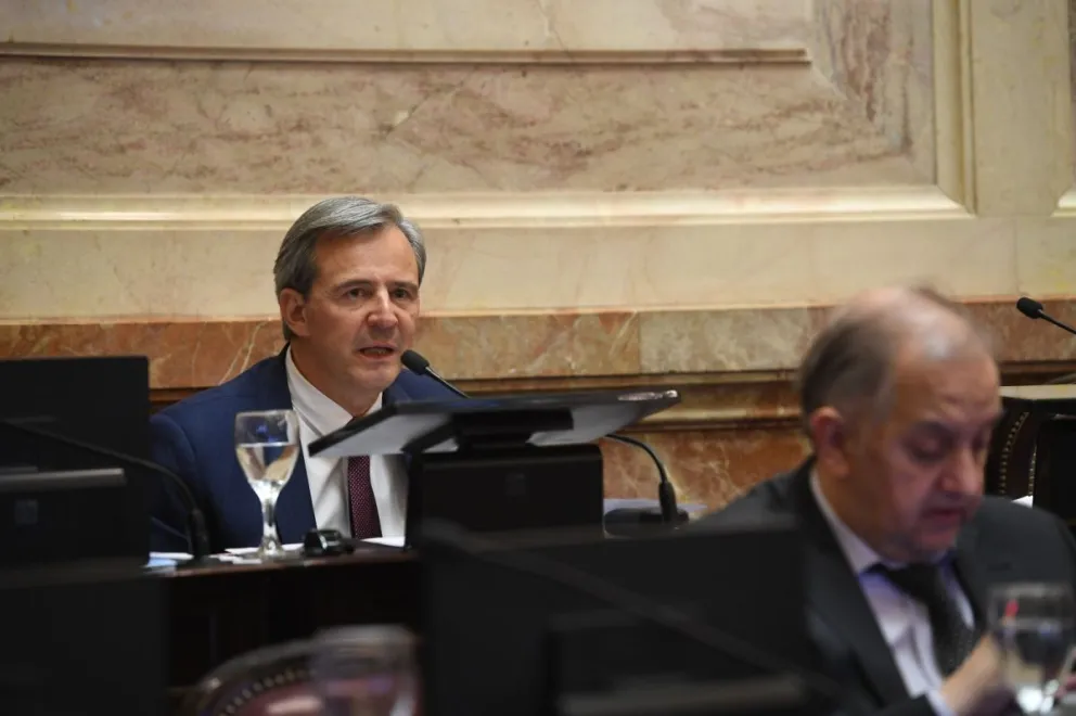 Bahl defendió la incorporación del mandato dual en el Banco Central