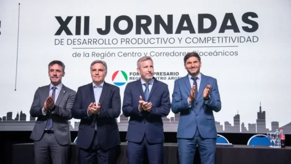 Frigerio, Pullaro y Llaryora coincidieron en impulsar el desarrollo y la integración de la Región Centro