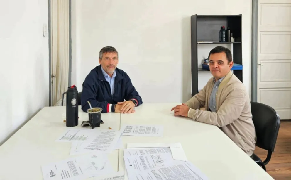 Los radicales Carrere y Carbajal mantuvieron una reunión para intercambiar visiones sobre la realidad paranaense